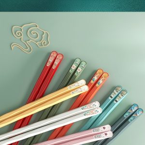 Colorful PET Alloy Chopsticks Set - 10 Pairs Elegant Chopsticks with High Visual Appeal, Durable and Stylish, Perfect for Home Use - Multi-Colored Pack.